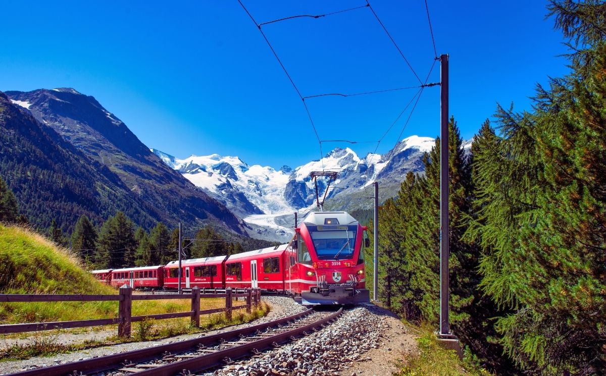 Bernina Express Kuzey İtalya Göller Bölgesi & Batı Akdeniz (Tüm Turlar Dahil)