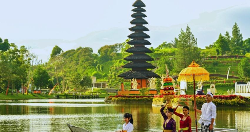 Kuala Lumpur & Bali & Singapur Turu Rotası V2