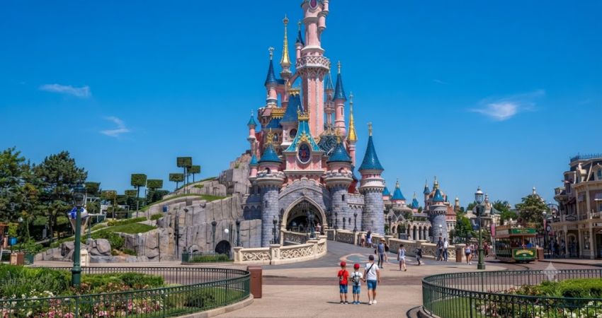 Ankara’dan Direkt Sefer İle Yılbaşı Dolu Dolu Paris & Disneyland Turu