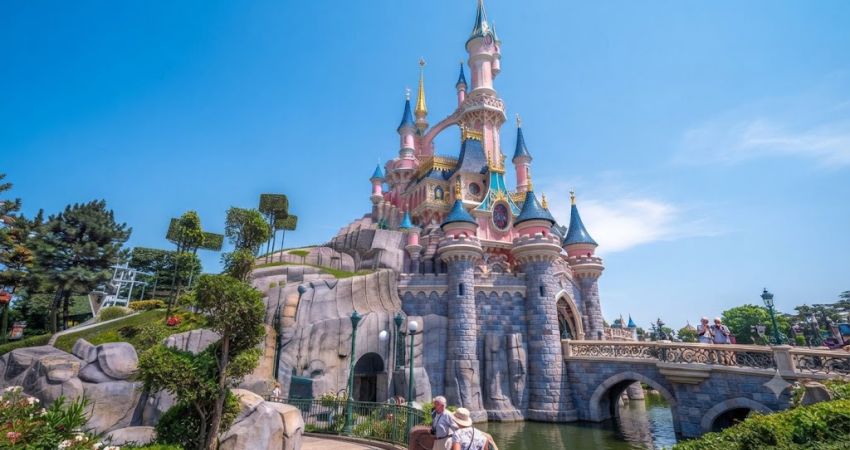 İzmir'den Direkt Sefer ile Ara Tatile Özel Paris & Disneyland Turu