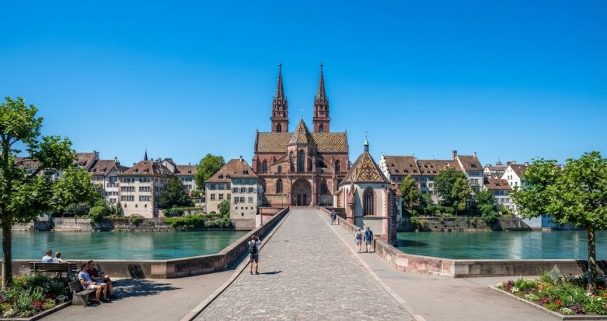 Alsace - Benelüks - Paris - Almanya Turu - Sabiha Gökçen den AJET ile DUS-BSL