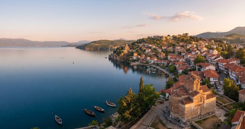 AJET ile Konya Hareketli  Büyük Balkan Turu